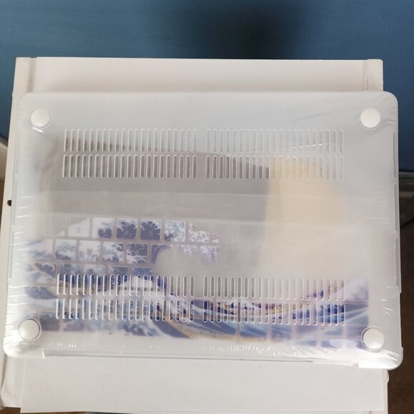 Mosiso Plastic Pattern Hard Shell Case MacBook Pro 13" NWT Sea Wave Clear Base - Picture 2 of 4